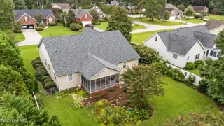 303 Deerfield Drive, New Bern, NC 28562 — 3-bedroom home in Deerfield, New Bern, NC, photo 5 of 53: 303 Deerfield Drive