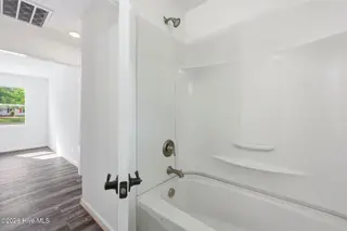 910 Simmons Street, New Bern, NC 28560 – photo 14: 16-web-or-mls-0C0A5113 - Copy