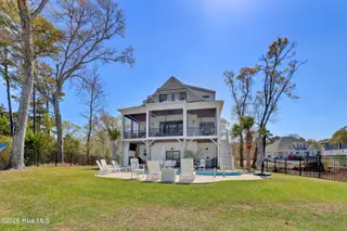 823 Chadwick Shores Drive, Sneads Ferry, NC 28460 – photo 7: 059_img_1847_839