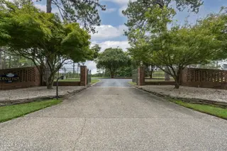 509 Cross Country Lane, Southern Pines, NC 28387 – photo 7: 1-web-or-mls-509-cross-country-058