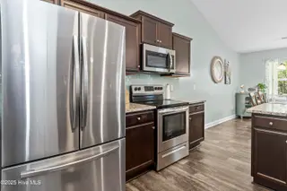 207 Morse Drive, Hubert, NC 28539 — 3-bedroom home, Hubert, NC, photo 10 of 47: 207MorseDr-8-29-25-024