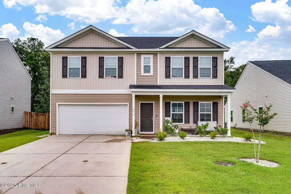 4574 Parsons Mill Drive, Castle Hayne, NC 28429 – photo 1 of 29: 4574ParsonsMill27