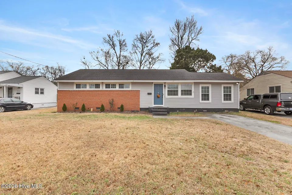 904 Barn Street, Jacksonville, NC 28540 – photo 1 of 1: Front house picture