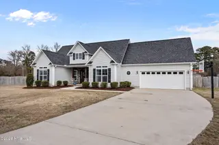 2605 Whitaker Glen Drive, Farmville, NC 27828 – photo 5: 7-web-or-mls-BLS_0004