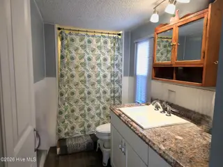 145 Gray Road, Newport, NC 28570 – photo 22: MBath