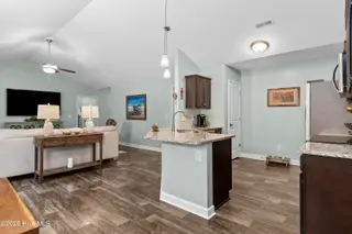 207 Morse Drive, Hubert, NC 28539 — 3-bedroom home, Hubert, NC, photo 6 of 47: 207MorseDr-8-29-25-022