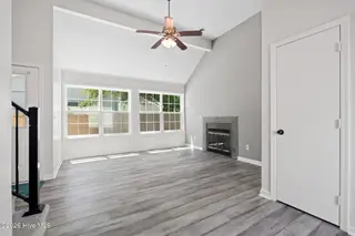 159 NW 9th Street, Oak Island, NC 28465 – photo 10: 10-web-or-mls-CAMMediaLLC.com (31 of 37)