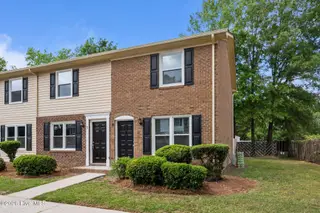 101 David Drive B1, Greenville, NC 27858 – photo 3: 3-web-or-mls-LHV_6279