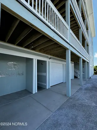 109 Knollwood Drive G, Atlantic Beach, NC 28512 – photo 8: IMG_2854