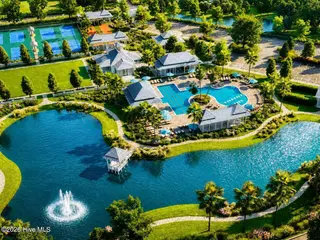 6087 Martinique Street SW, Shallotte, NC 28470 — 4-bedroom home in Ocean Isle Palms, Shallotte, NC, photo 10 of 67