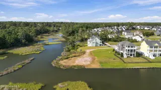 529 222 Sanders Lane, Newport, NC 28570 – photo 1: 3-print-DJI_20260917162202_0056_D