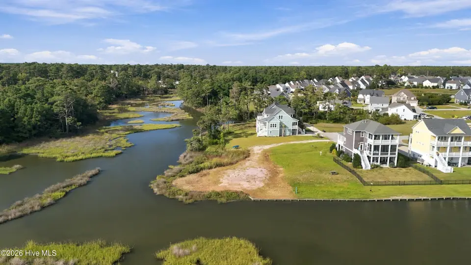 529 222 Sanders Lane, Newport, NC 28570 – photo 1 of 54: 3-print-DJI_20260917162202_0056_D
