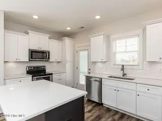38 Muscadine Way, Smithfield, NC 27577 – photo 10: 011-1280x960-kitchen