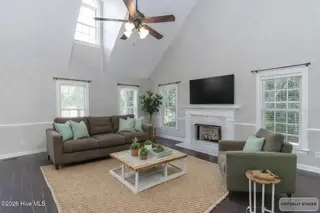 221 Millbrook Village Drive, Goldsboro, NC 27530 – photo 5: living