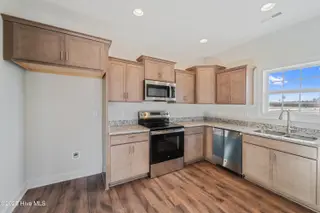 429 Montgomery Drive, Jacksonville, NC 28546 – photo 11: DSC01937