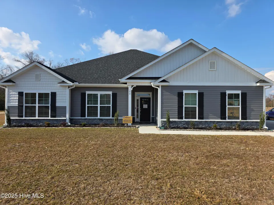 194 Poker House Road, Grimesland, NC 27837 – photo 1 of 21: FRONT