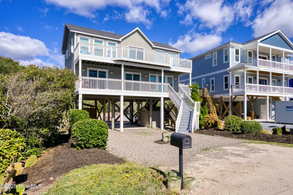 20 Porpoise Place, North Topsail Beach, NC 28460 – photo 1 of 64: 20 Porpoise Place - Aerial_12