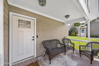 5122a Greenville Loop Road, Wilmington, NC 28409 — 4-bedroom townhome, Wilmington, NC, photo 4 of 56: 4_front porch