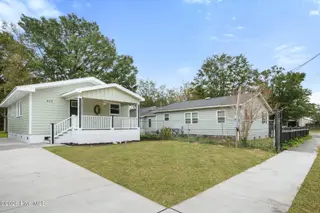 619 S 9th Street, Wilmington, NC 28401 – photo 2: 2-web-or-mls-DSC_5196