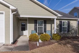 4318 Elizabeth Avenue, New Bern, NC 28562 – photo 8: Move in Ready