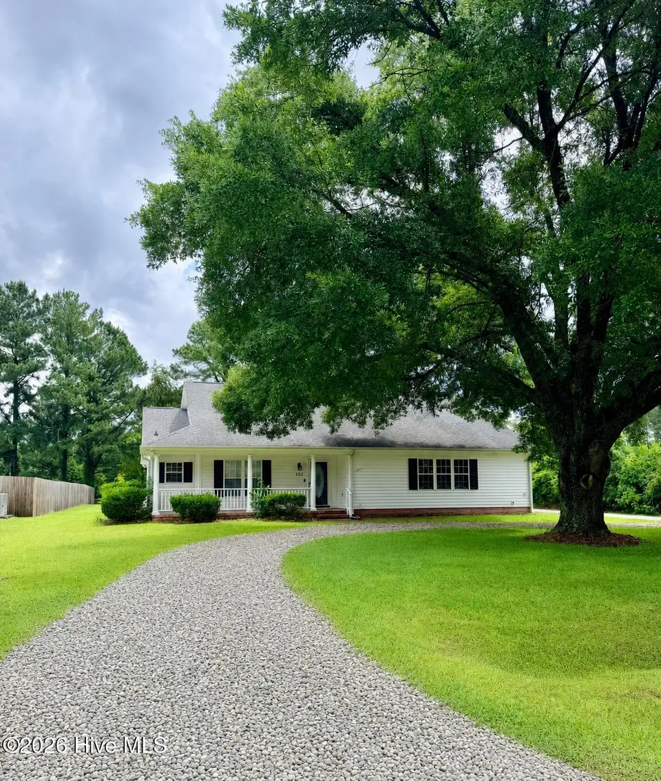 321 Barbara Drive, New Bern, NC 28562 – photo 1 of 61: 978E3CA7-AC27-4EC1-92E6-98FF73202D2F
