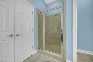 1226 Atrium Way, Leland, NC 28451 — 3-bedroom home in Waterford of the Carolinas, Leland, NC, photo 20 of 61: Primary Bathroom