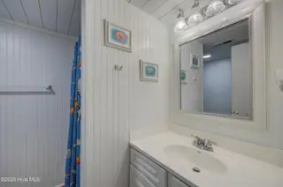 1505 Salter Path Road 435, Indian Beach, NC 28512 – photo 18: En suite to Primary BR