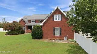 2239 Autumn Drive, Kinston, NC 28501 – photo 3: Side view