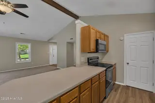 821 Shadowridge Road, Jacksonville, NC 28546 – photo 10: 821 shadowridge 6