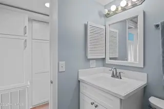 535 Salter Path Road Unit 2, Pine Knoll Shores, NC 28512 – photo 20: Full Bathroom 2