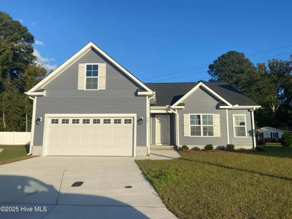 701 Oleander Drive, Greenville, NC 27858 – photo 1 of 4: IMG_2974
