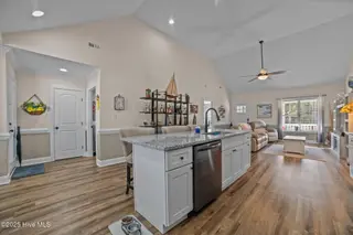 420 Crown Drive, Washington, NC 27889 – photo 11: 25-web-or-mls-LHV_6561