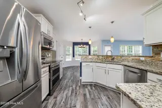 128 Mom Lane, New Bern, NC 28562 – photo 4: 128 Mom Lane, New Bern, NC