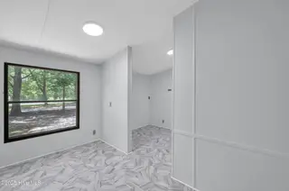 2092 John Henry Store Road, Currie, NC 28435 — 3-bedroom manufactured home, Currie, NC, photo 13 of 30: 13_2092 john henry store rd-00013
