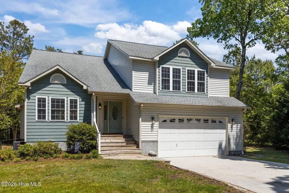 102 Shady Path, Cedar Point, NC 28584 – photo 1 of 32: 102 Shady Path