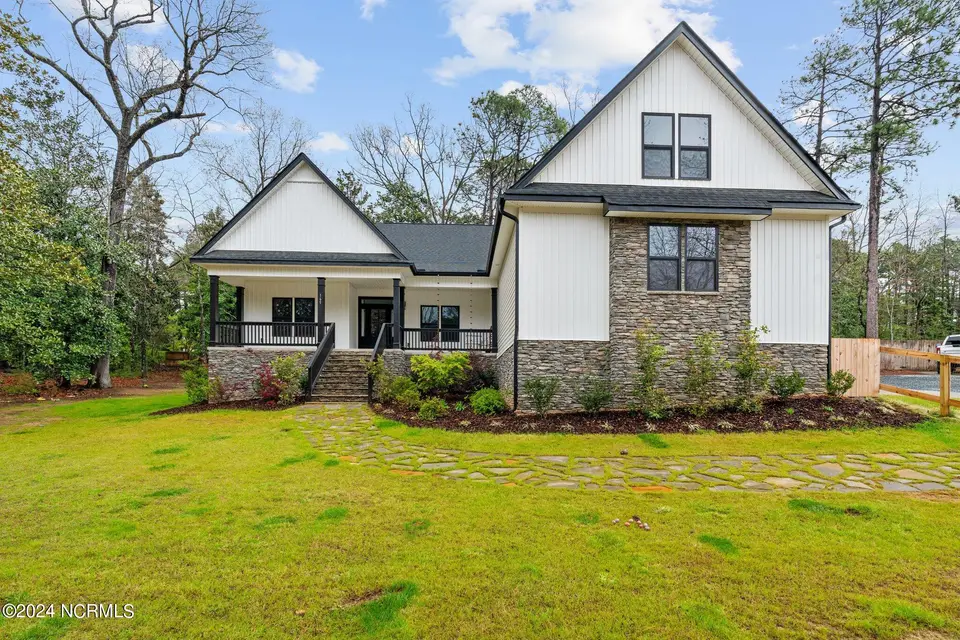 165 Riding Lane, Southern Pines, NC 28387 – photo 1 of 38: 35-web-or-mls-DSC09163