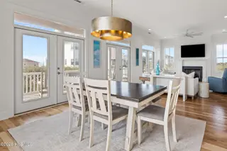 1607 W Fort Macon Road, Atlantic Beach, NC 28512 – photo 6: Dining Room