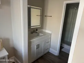 812 Shepard Street 331, Morehead City, NC 28557 – photo 8: Bathroom