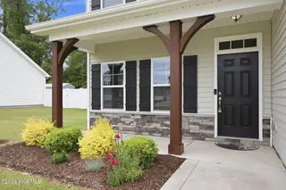 404 Holly Grove Drive, Winterville, NC 28590 – photo 8: 21-web-or-mls-IMG_0009