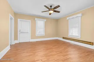 300 W Howard Avenue, Tarboro, NC 27886 – photo 6: Living Room