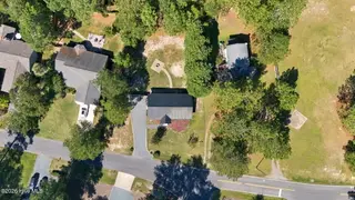360 Gun Club Drive, Pinehurst, NC 28374 — 3-bedroom home in Village Acres, Pinehurst, NC, photo 8 of 46: 8-web-or-mls-DJI_20241024162416_0932_D