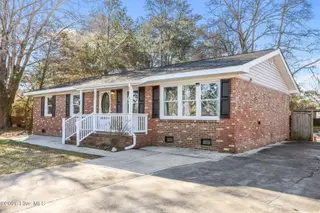 120 Princeton Drive, Jacksonville, NC 28546 – photo 3: West Side