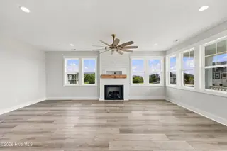 101 Wave Court, Newport, NC 28570 – photo 24: 37-web-or-mls-101-Wave-Ct-064_edit