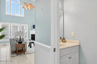 114 E Second Street, Ocean Isle Beach, NC 28469 – photo 11: Foyer