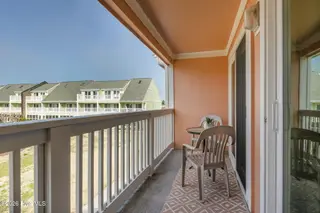 9201 Coast Guard Road I-207, Emerald Isle, NC 28594 – photo 17: covered balcony