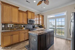 430 New River Inlet Road, North Topsail Beach, NC 28460 – photo 22: Kitchen