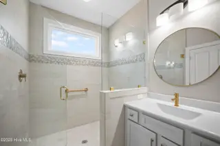438 Lockwood Lane SW, Supply, NC 28462 – photo 14: Master Bath