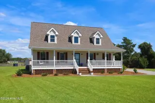 105 Franklin Court, Cedar Point, NC 28584 – photo 2: 2 105 Franklin Court