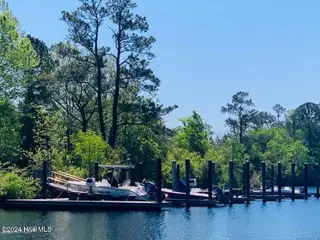 101 29 Shoreview Drive, New Bern, NC 28562 – photo 15: 20240117142319073067000000-o