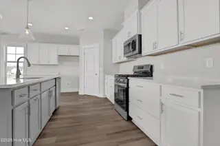 94 Talbert Drive, Rocky Point, NC 28457 – photo 6: 6G8A8208